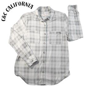 C&C California Women’s Gray Plaid Button Down Shirt
